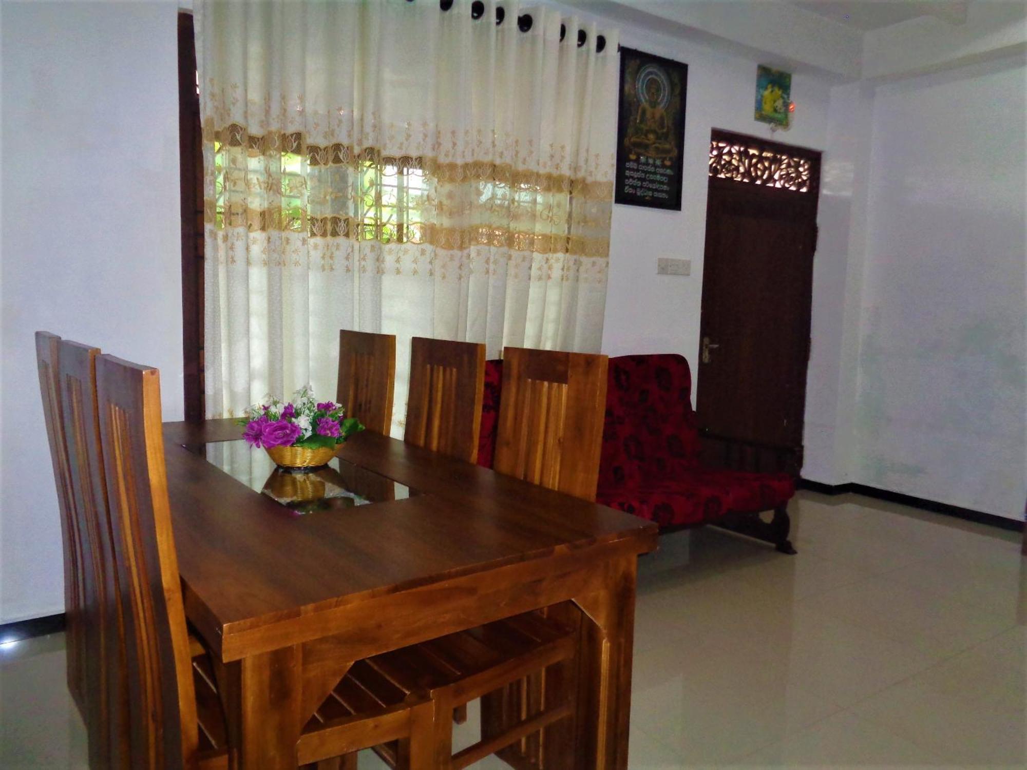 De Fancy House Hotel Unawatuna Exterior photo