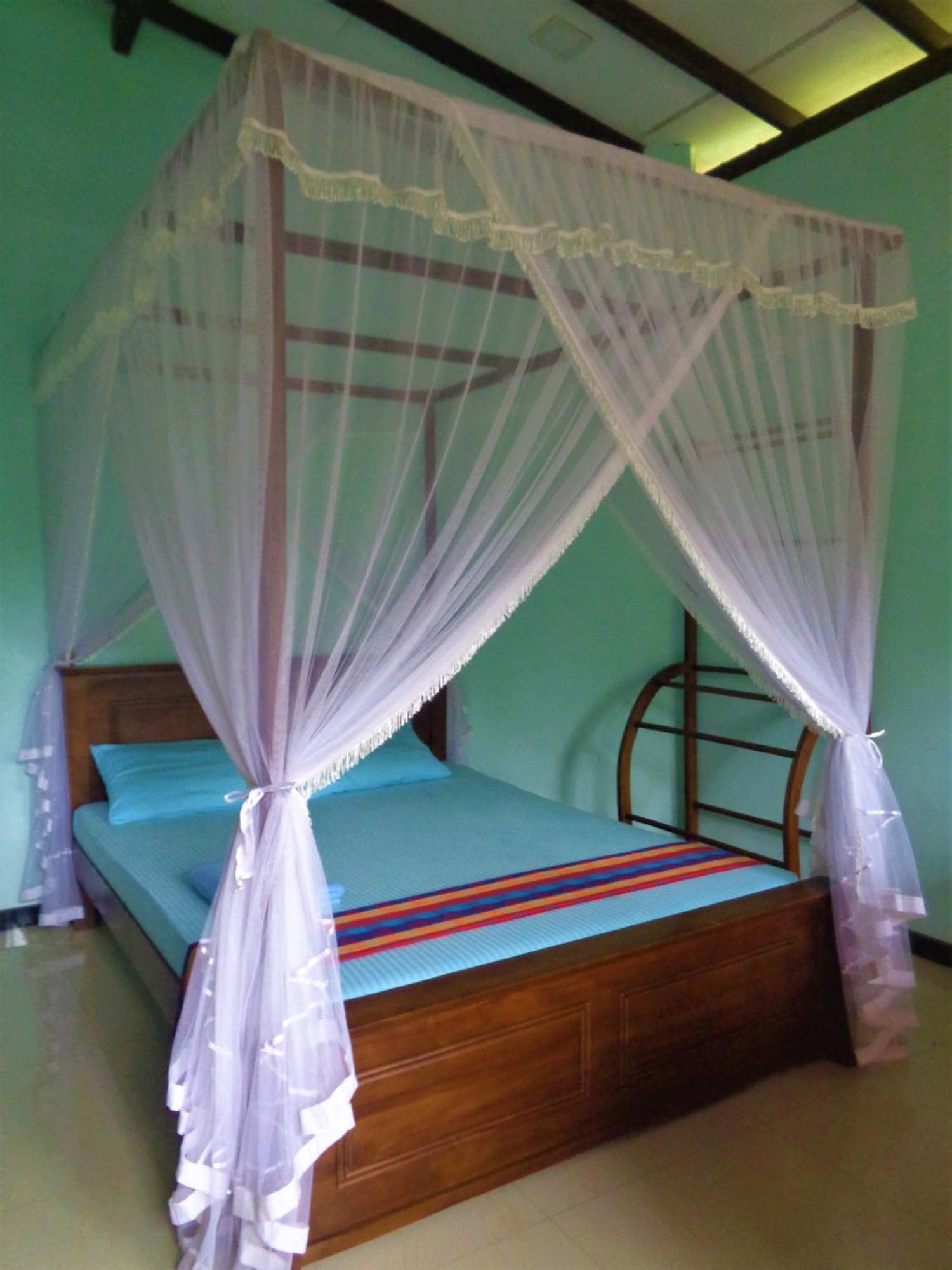 De Fancy House Hotel Unawatuna Exterior photo